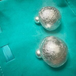 Elegant Silver kHOI Earrings